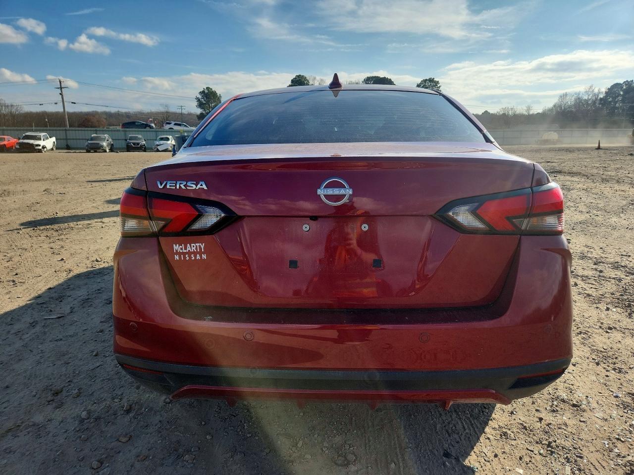 2025 Nissan Versa Sv - zdjęcie 6