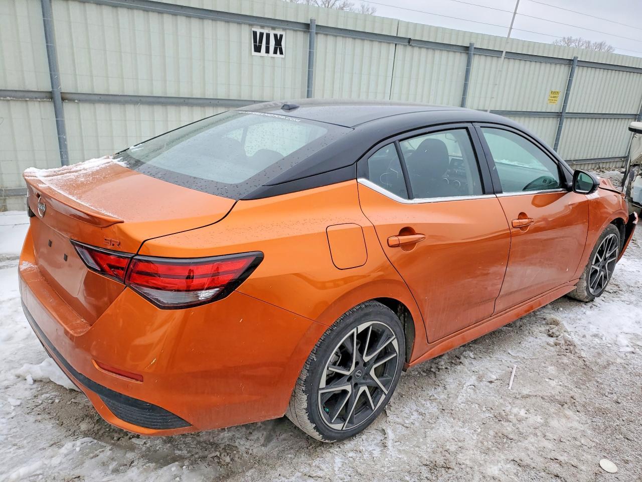 2024 Nissan Sentra Sr - zdjęcie 3