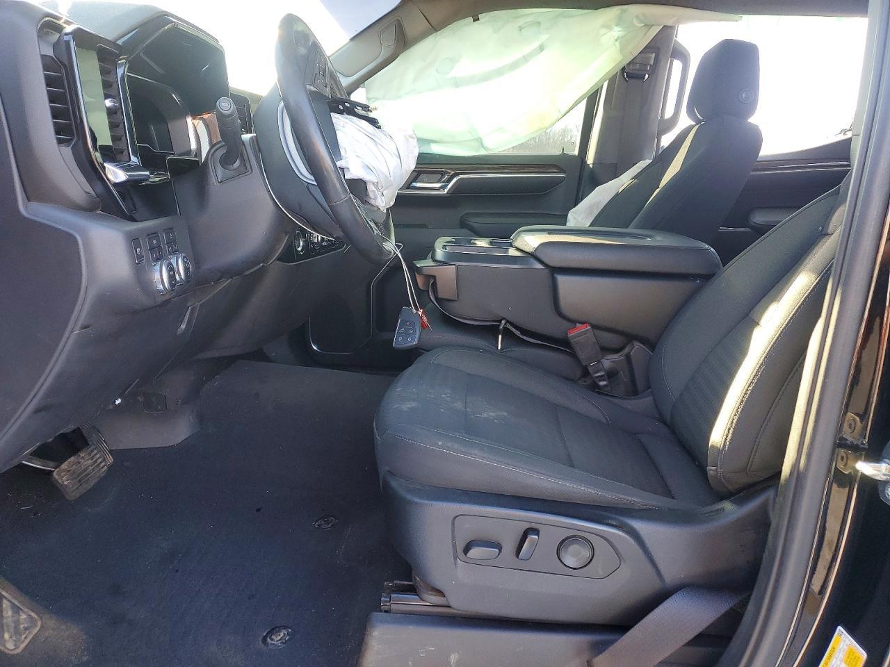 2022 GMC Sierra K1500 Elevation - zdjęcie 7