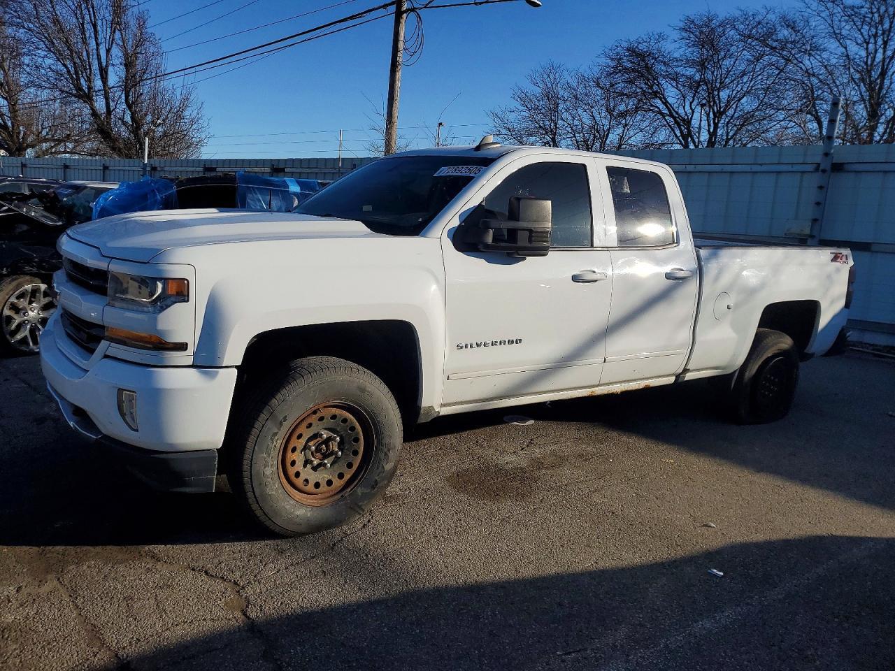 2016 Chevrolet Silverado K1500 Lt - zdjęcie główne