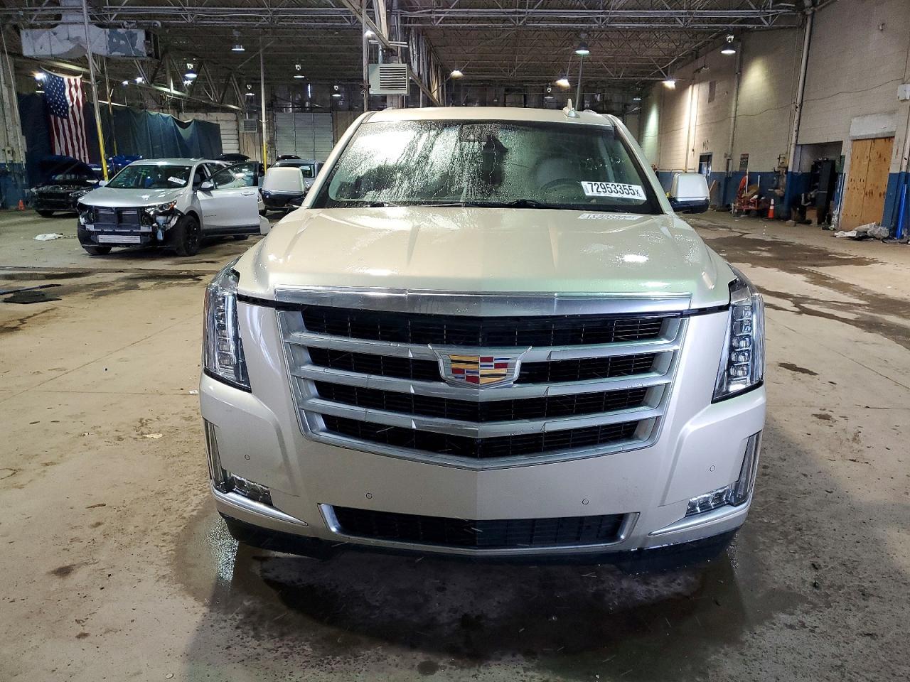 2015 Cadillac Escalade Luxury - zdjęcie 5