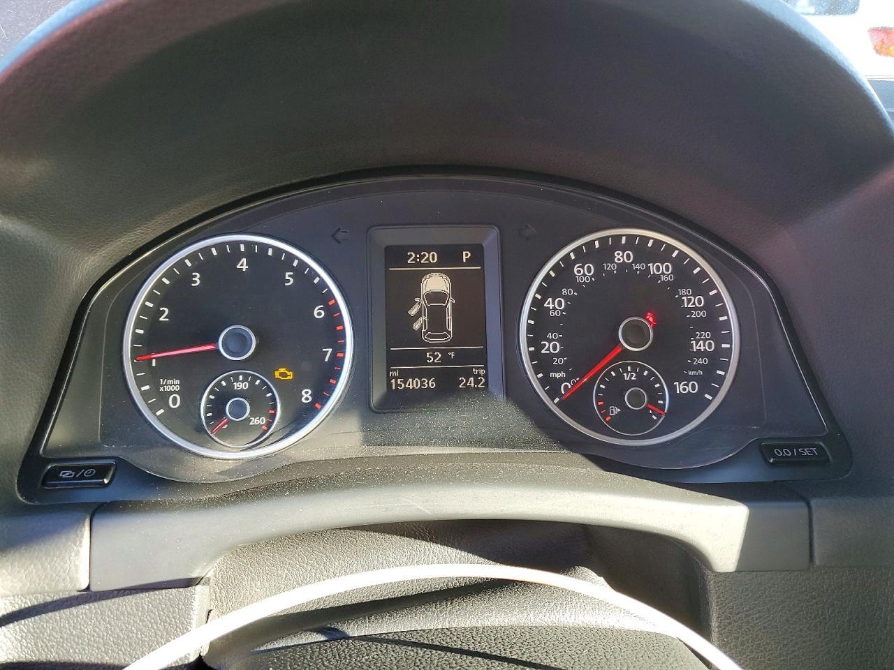 2016 Volkswagen Tiguan S - zdjęcie 9