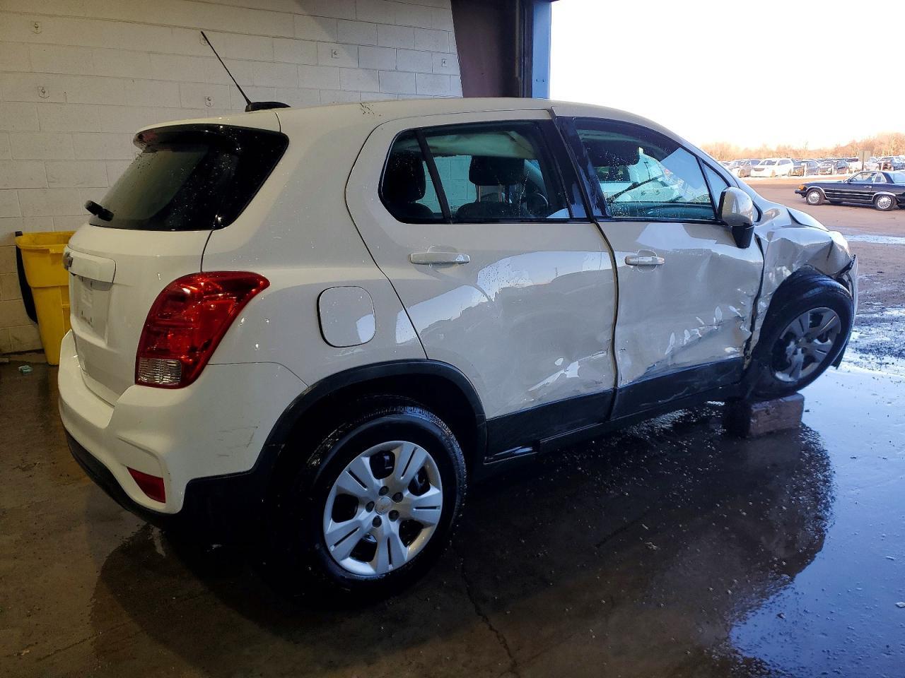 2018 Chevrolet Trax Ls - zdjęcie 3