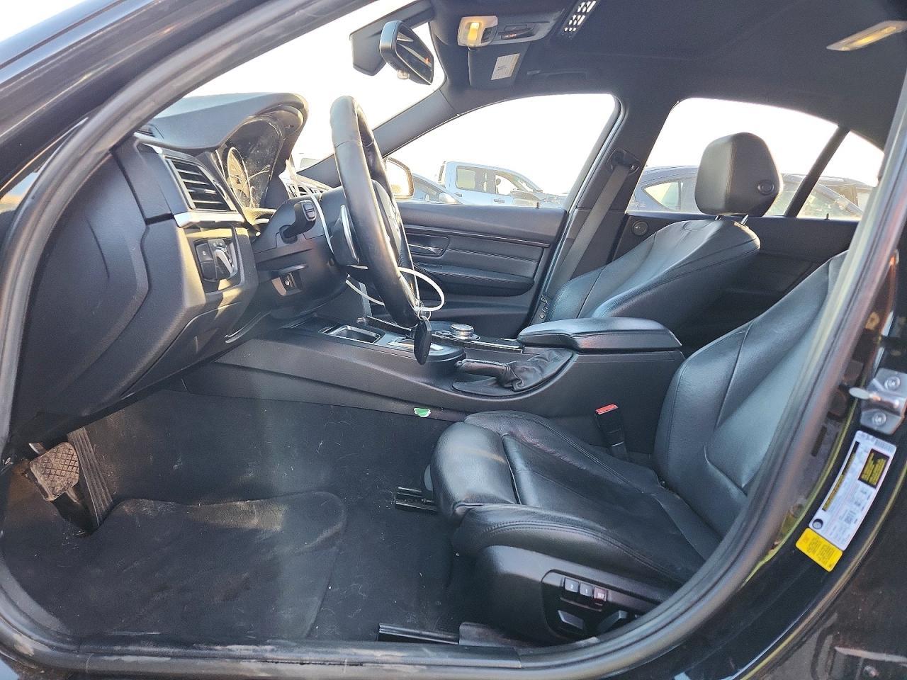 2015 BMW 335 I - zdjęcie 7