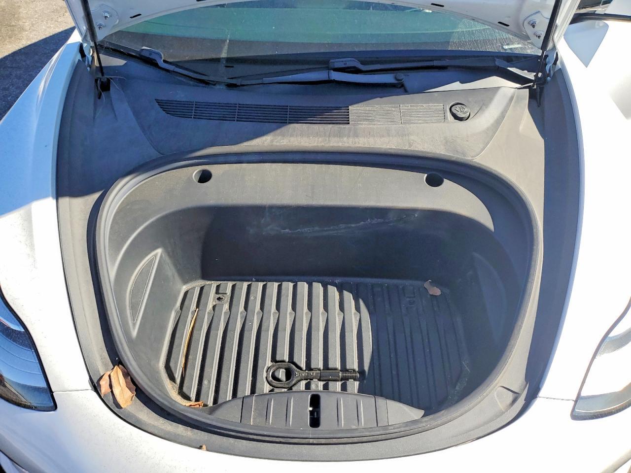 2021 Tesla Model 3 - zdjęcie 11