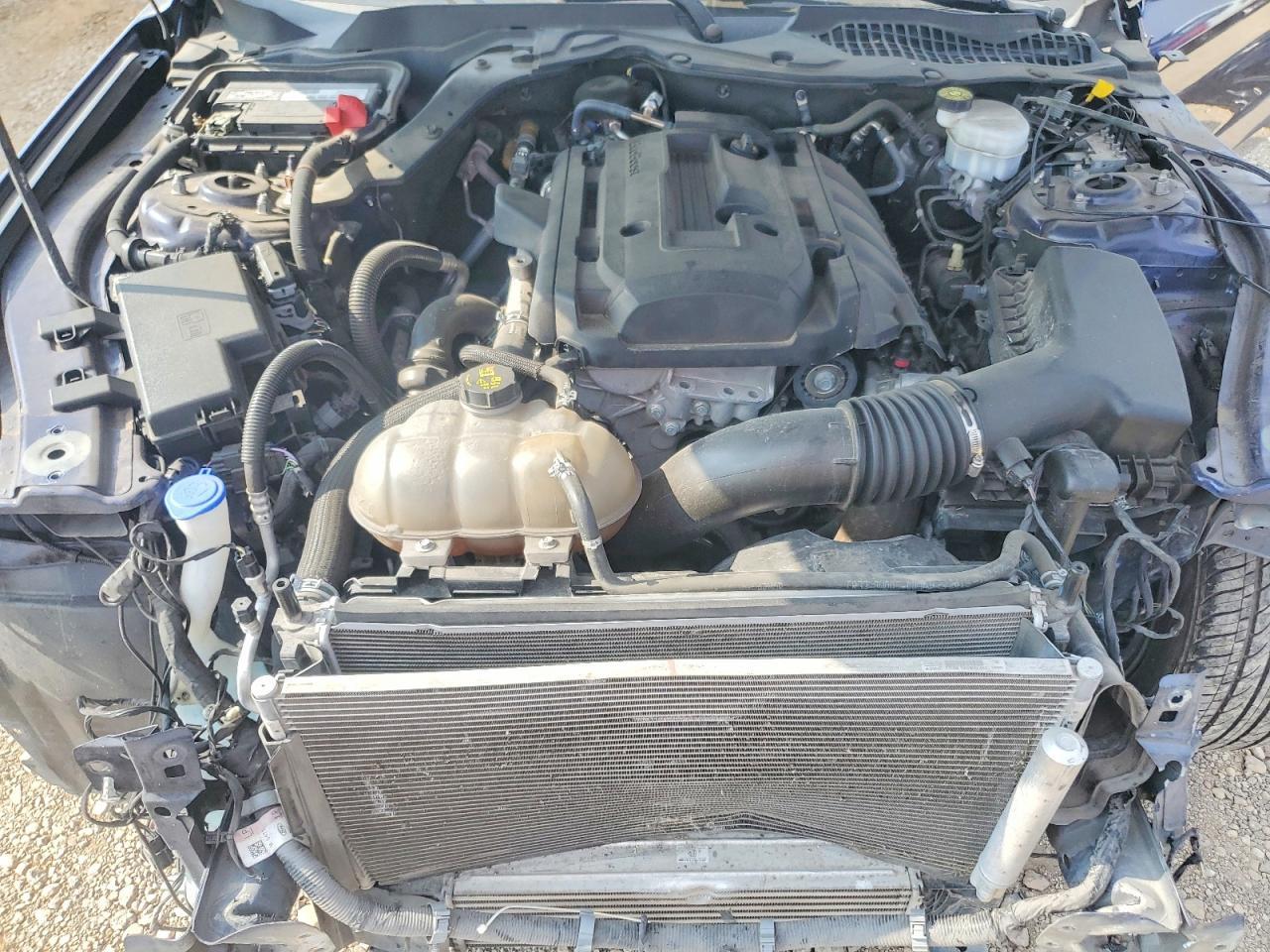 2020 Ford Mustang - zdjęcie 11