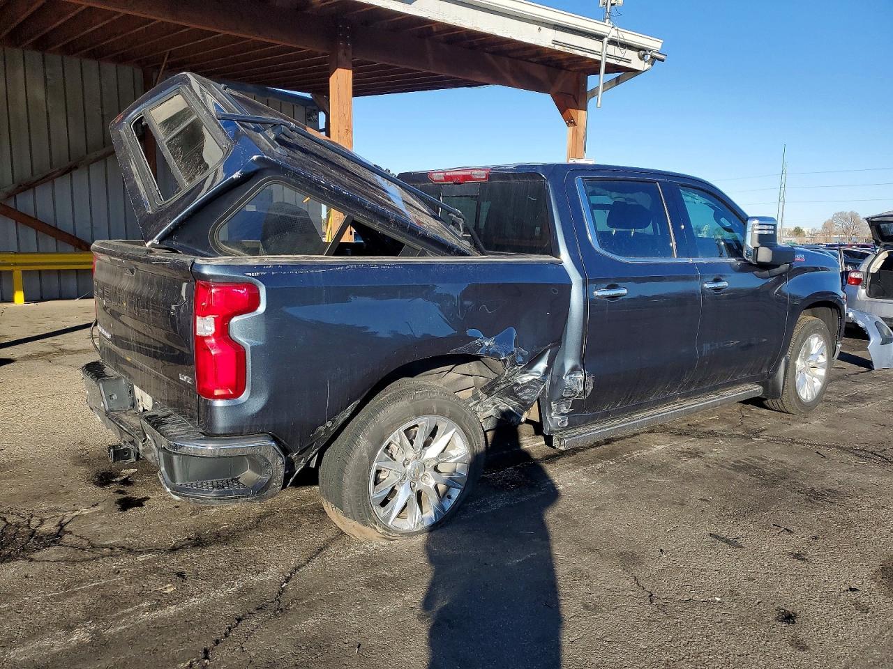 2021 Chevrolet Silverado K1500 Ltz - zdjęcie 3