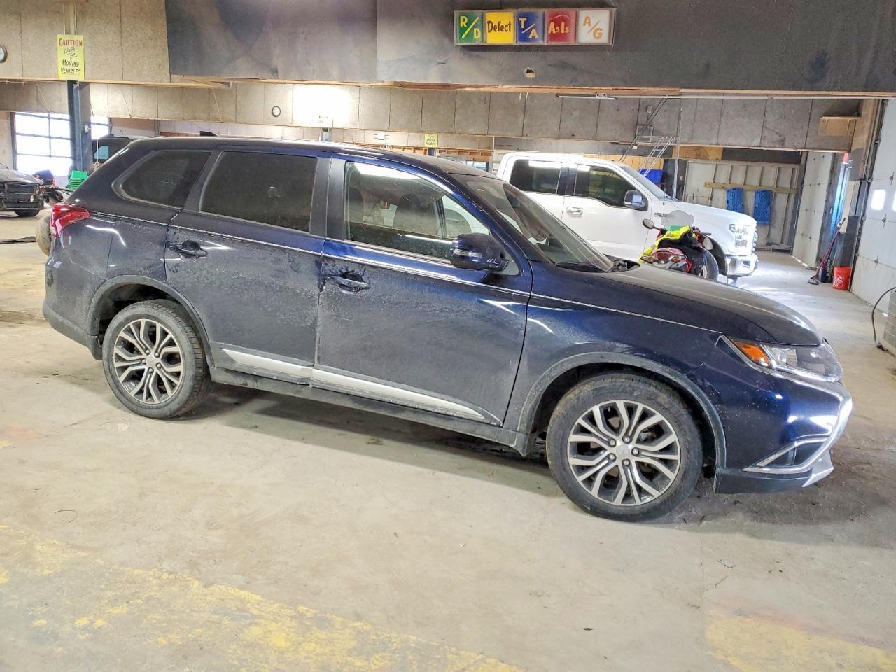 2018 Mitsubishi Outlander Se - zdjęcie 4