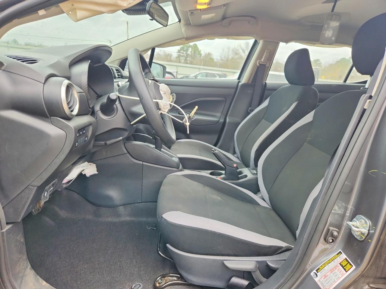 2025 Nissan Versa S - zdjęcie 7