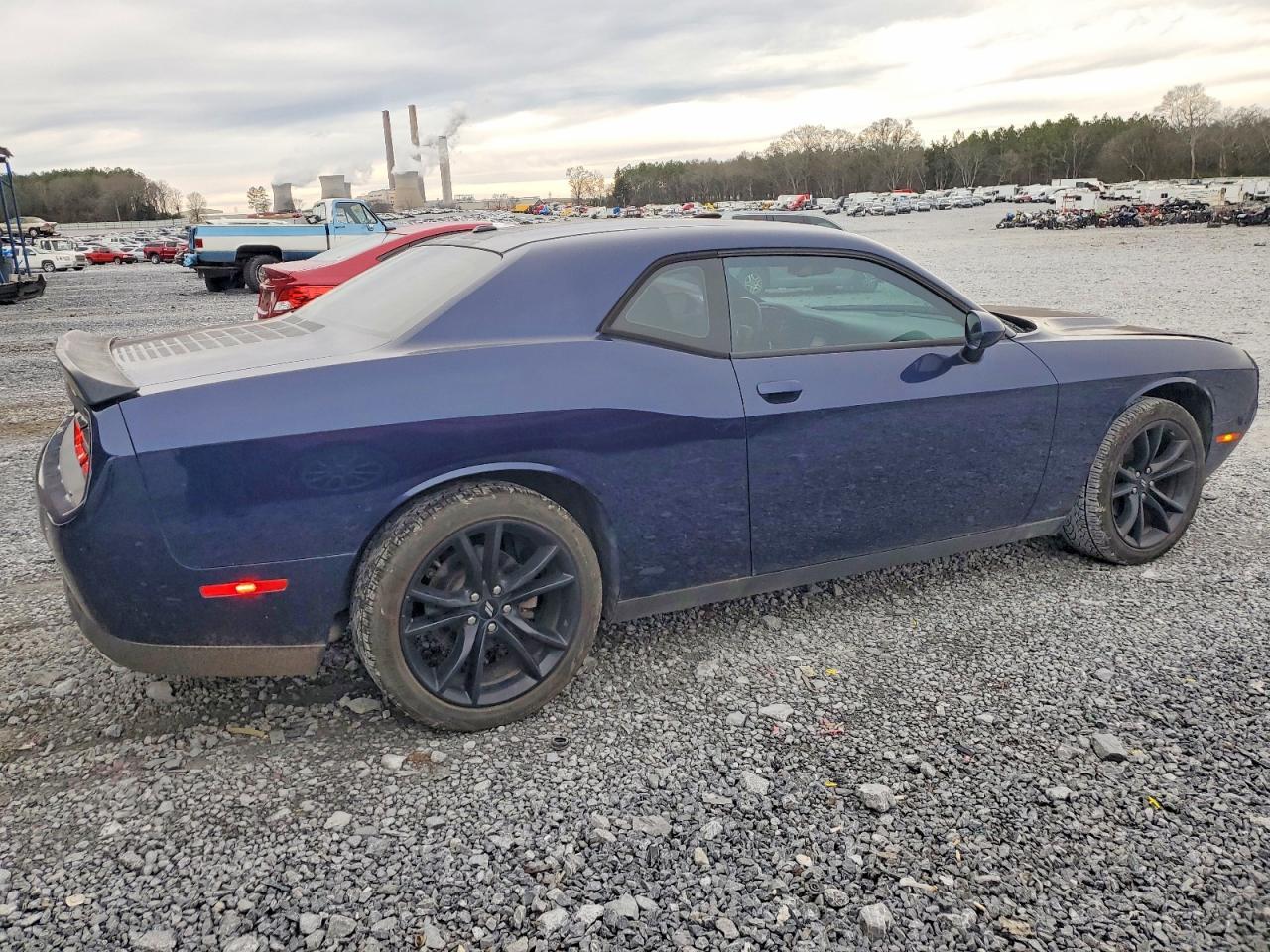 2017 Dodge Challenger Sxt - zdjęcie 3