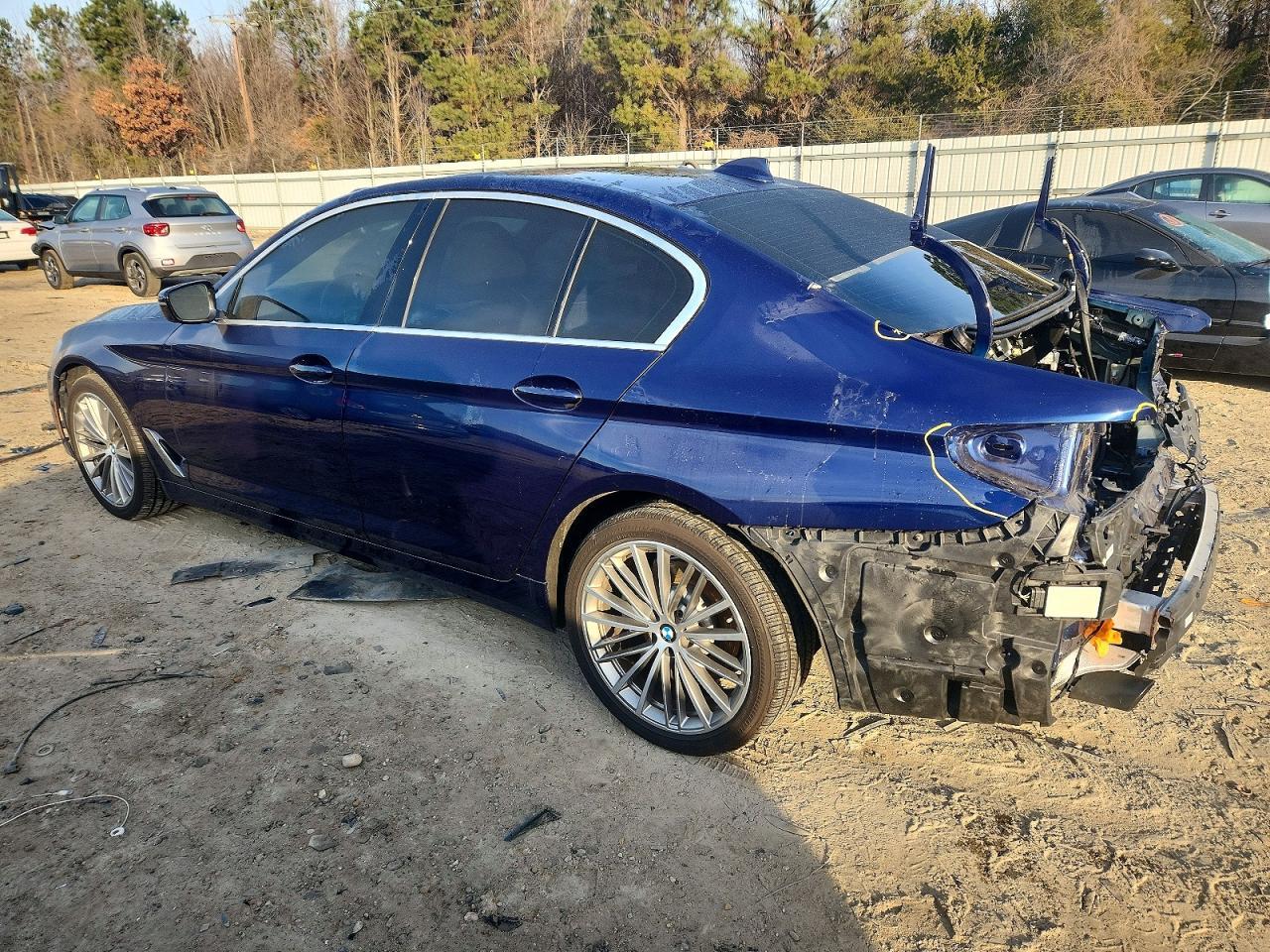 2020 BMW 530 I - zdjęcie 2