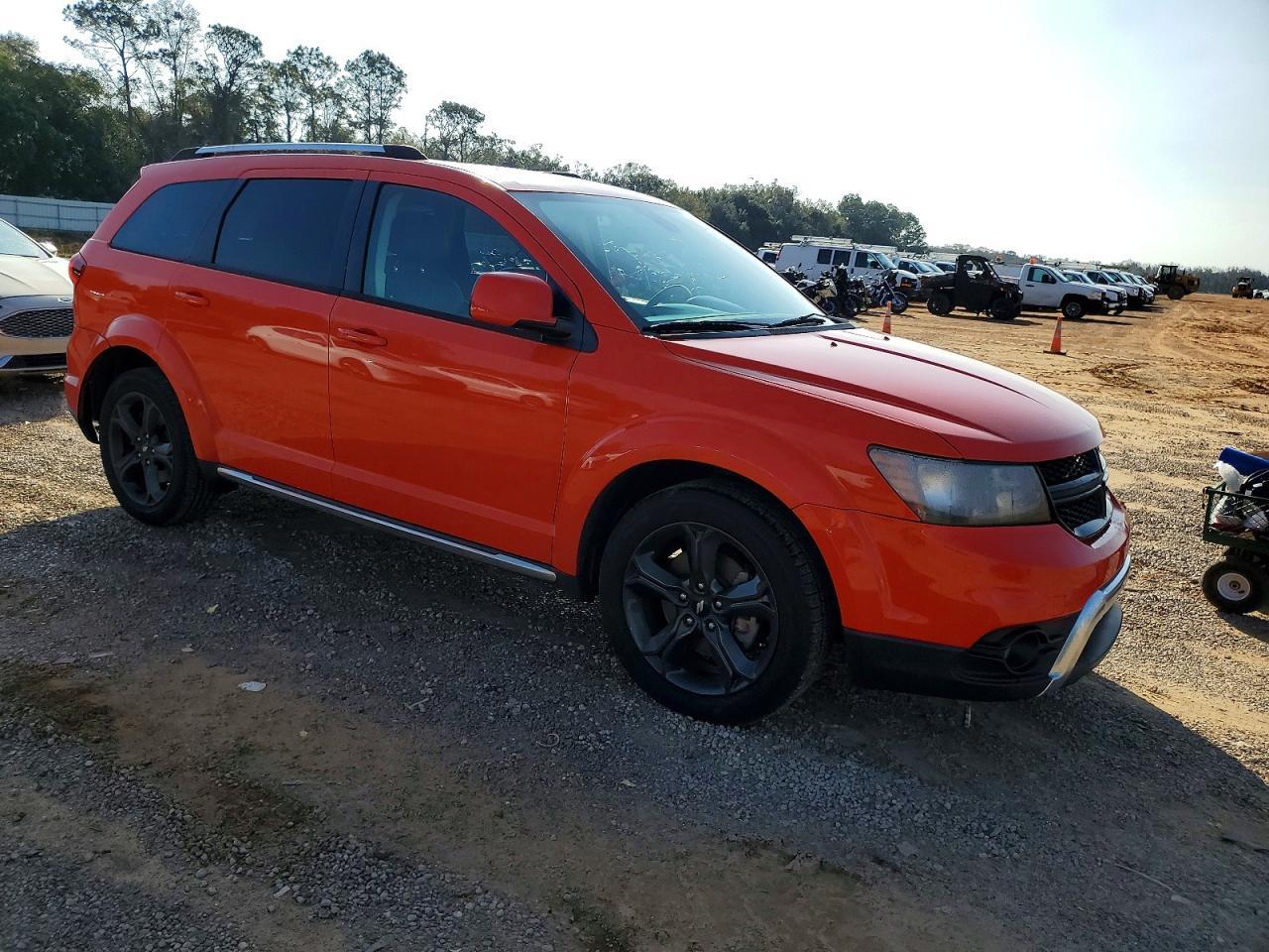 2018 Dodge Journey Crossroad - zdjęcie 4