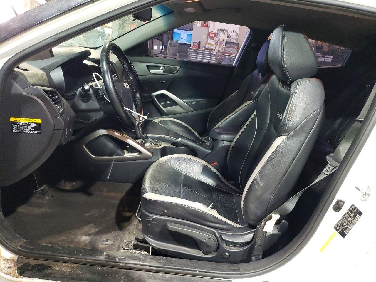 2015 Hyundai Veloster Turbo - zdjęcie 7