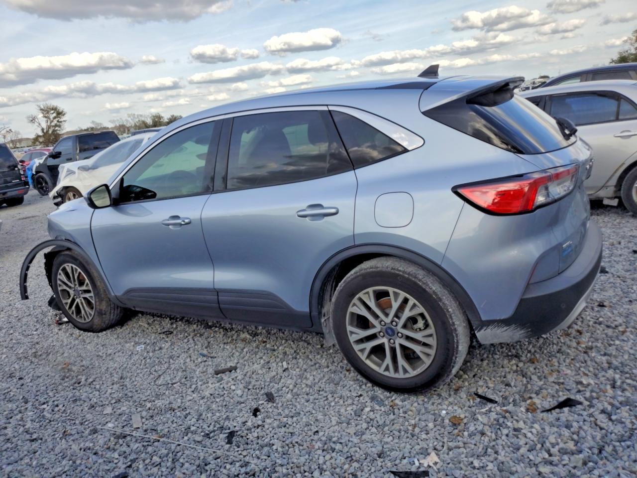 2022 Ford Escape Sel - zdjęcie 2