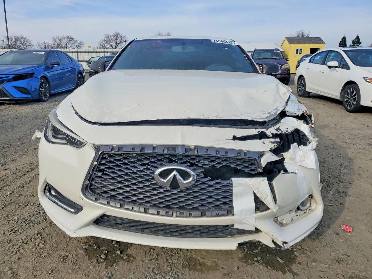 2017 Infiniti Q60 Premium - zdjęcie 5