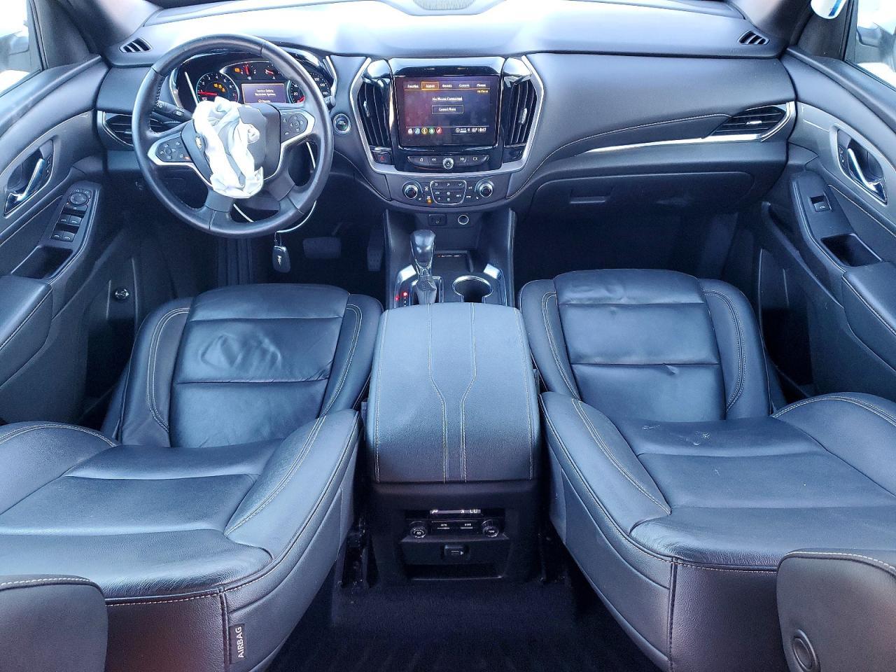 2022 Chevrolet Traverse Lt - zdjęcie 8