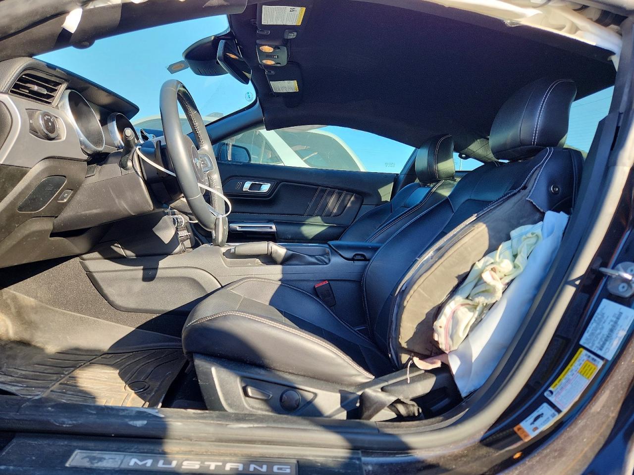 2023 Ford Mustang Gt - zdjęcie 7