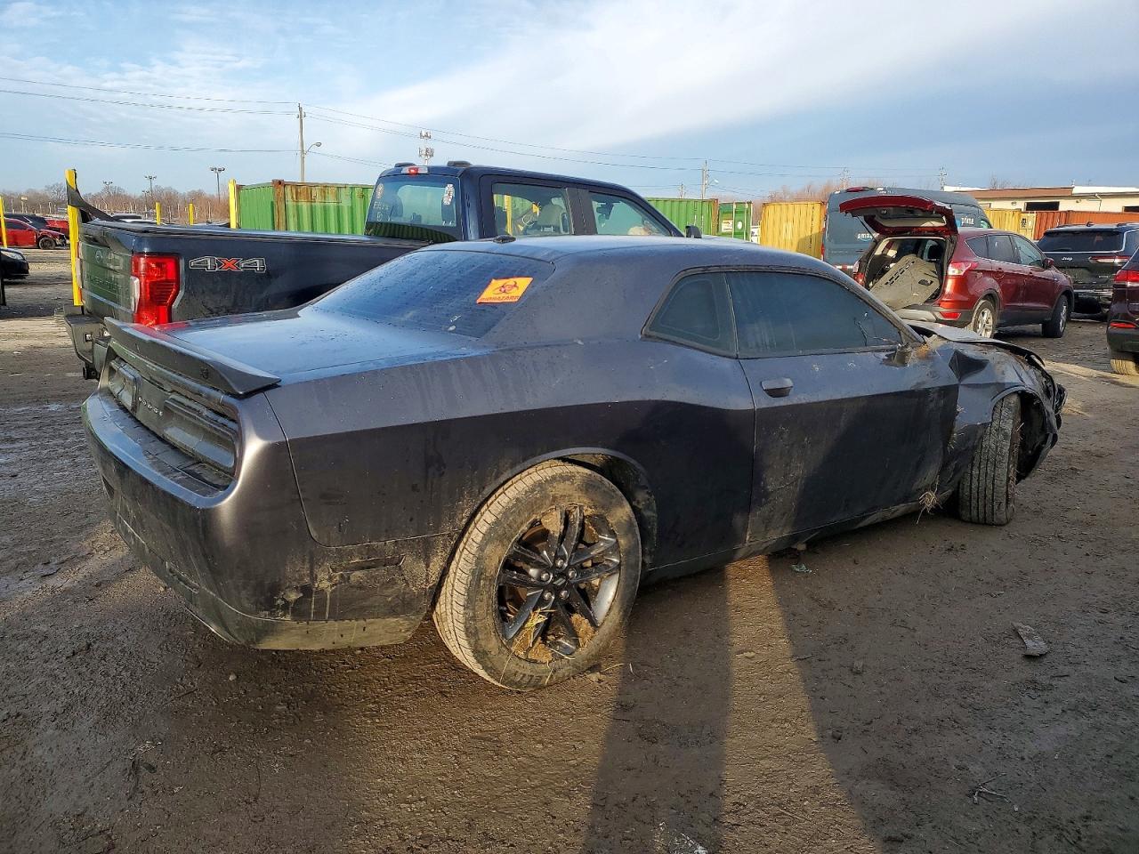 2019 Dodge Challenger Sxt - zdjęcie 3