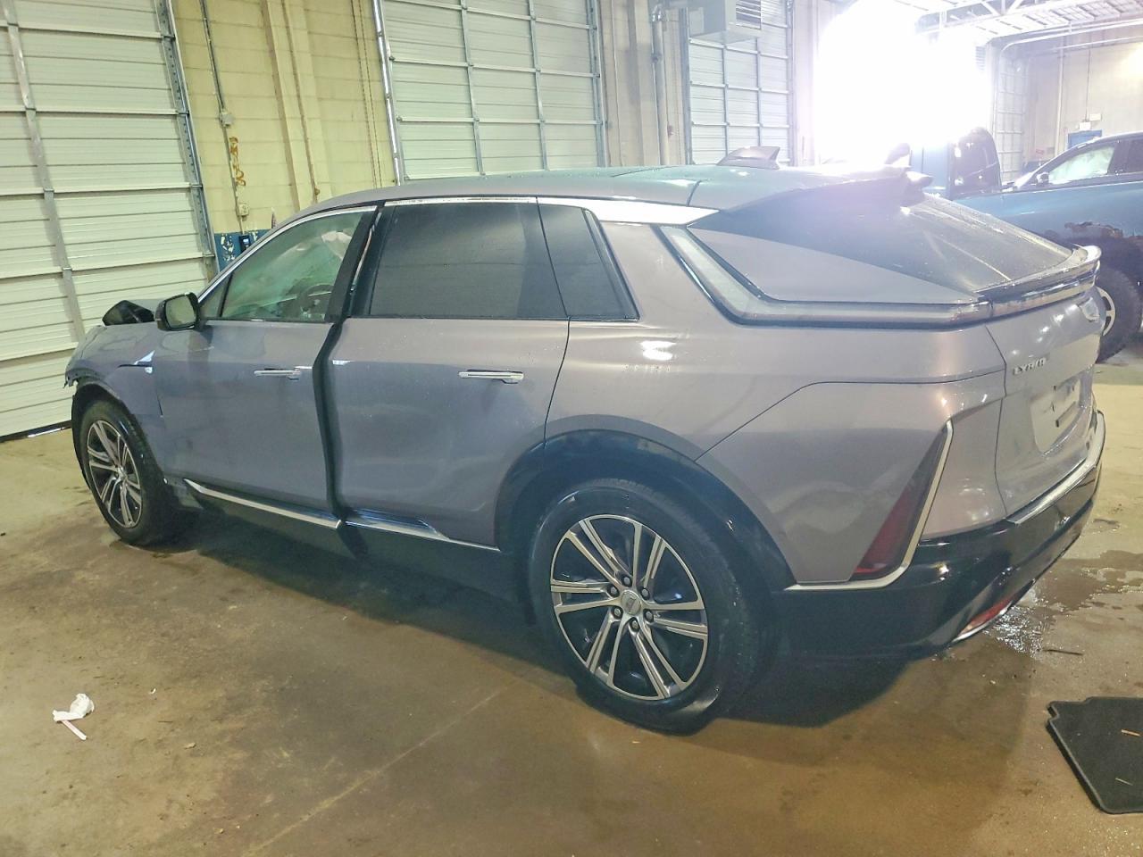 2025 Cadillac Lyriq Luxury - zdjęcie 2