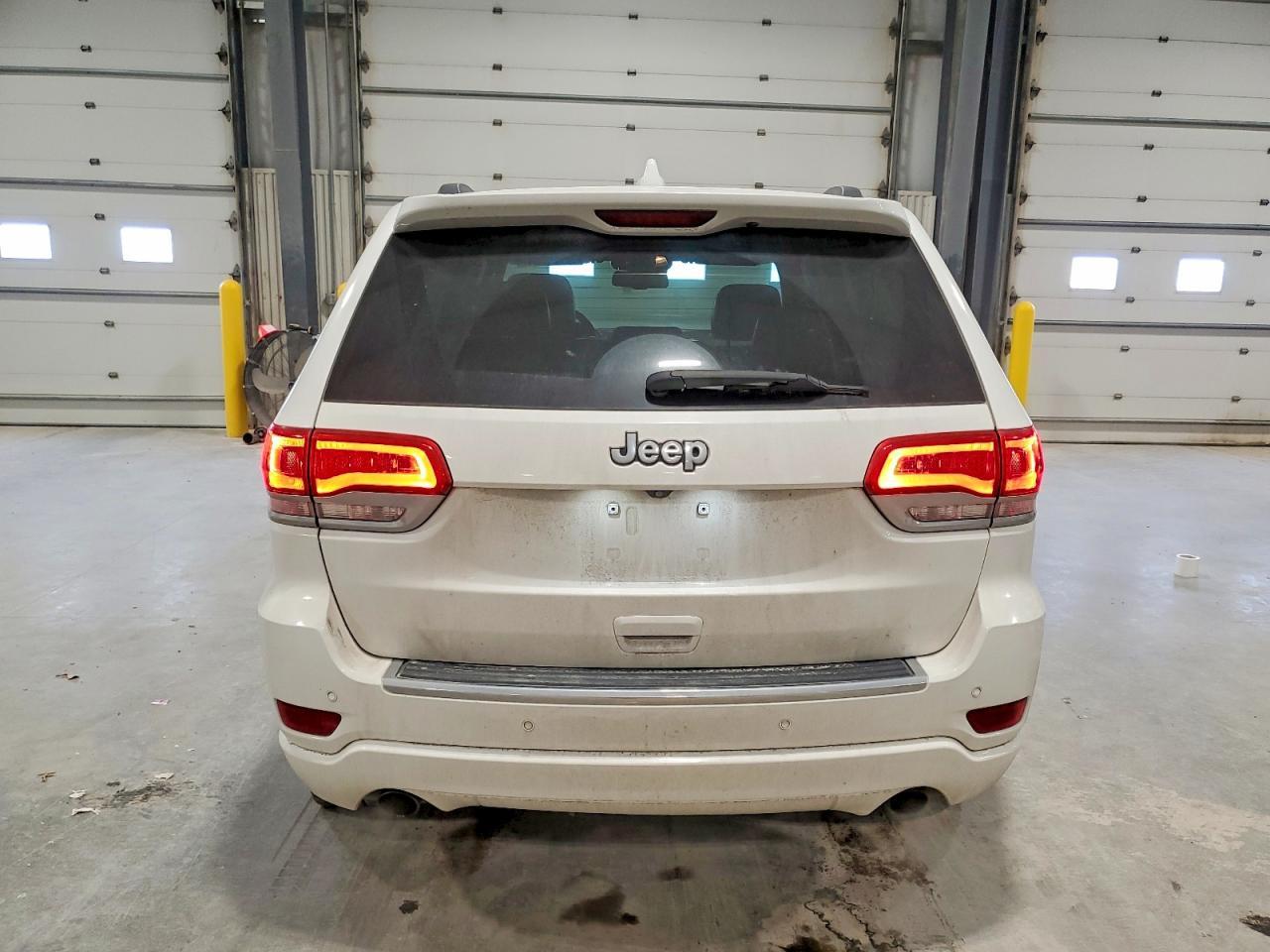 2015 Jeep Grand Cherokee Overland - zdjęcie 6