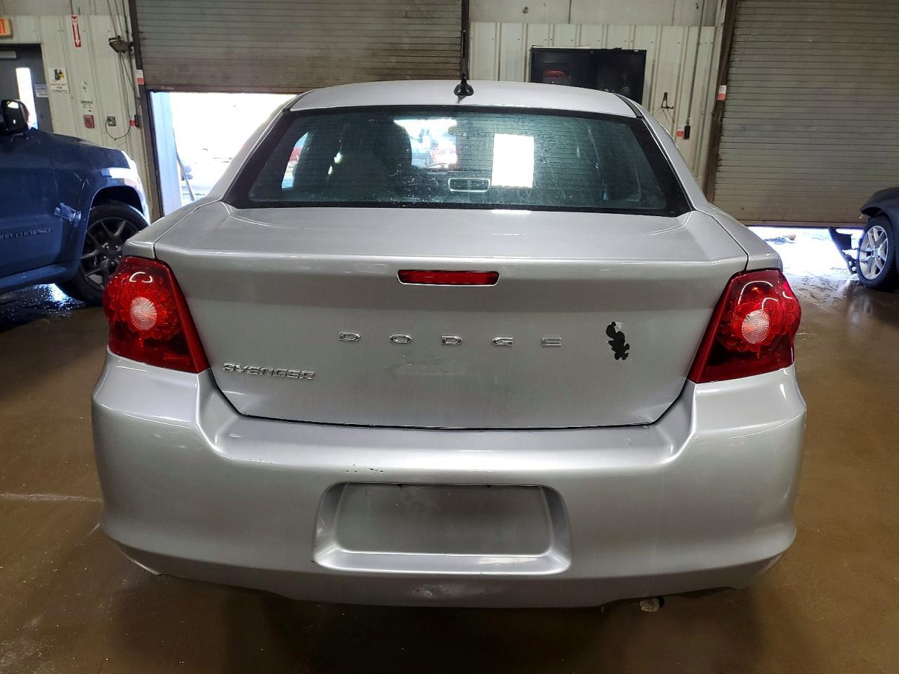 2013 Dodge Avenger Se - zdjęcie 6