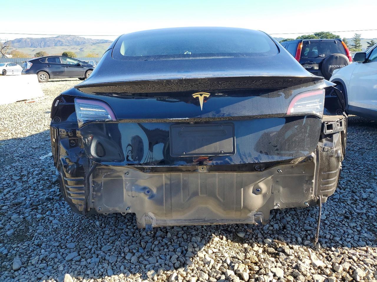 2022 Tesla Model 3 - zdjęcie 6