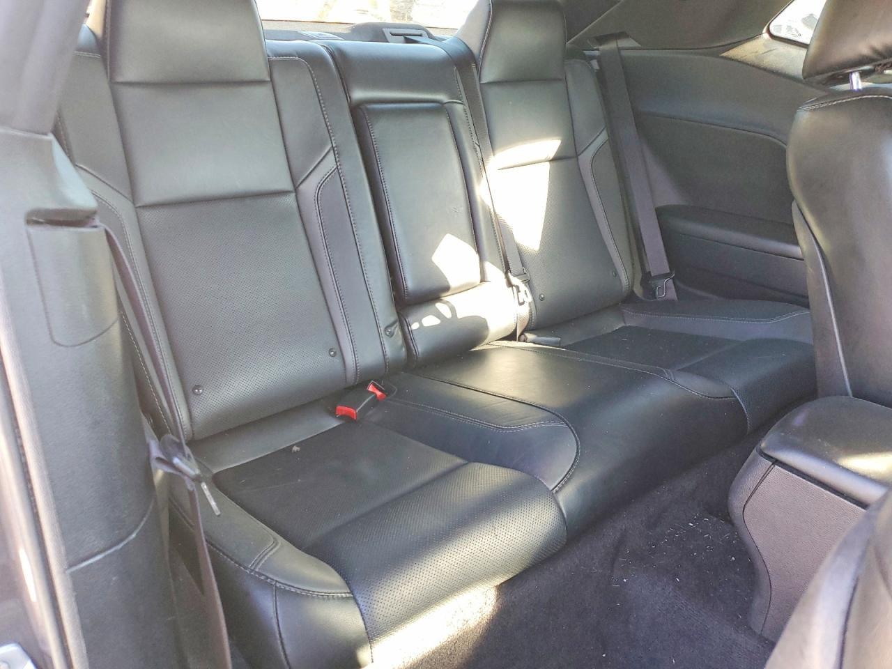 2016 Dodge Challenger Sxt - zdjęcie 10