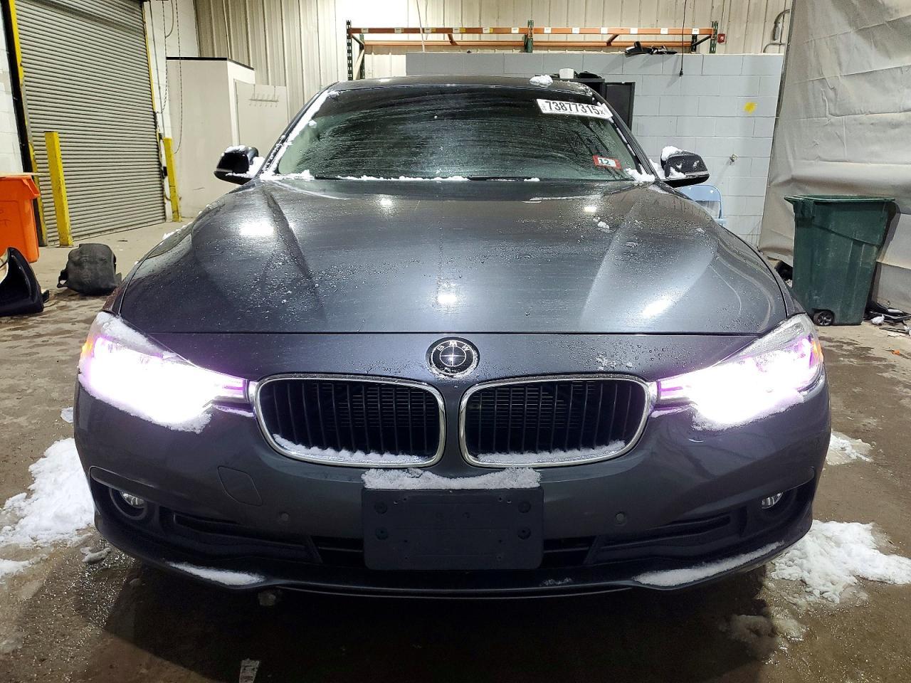2018 BMW 320 Xi - zdjęcie 5