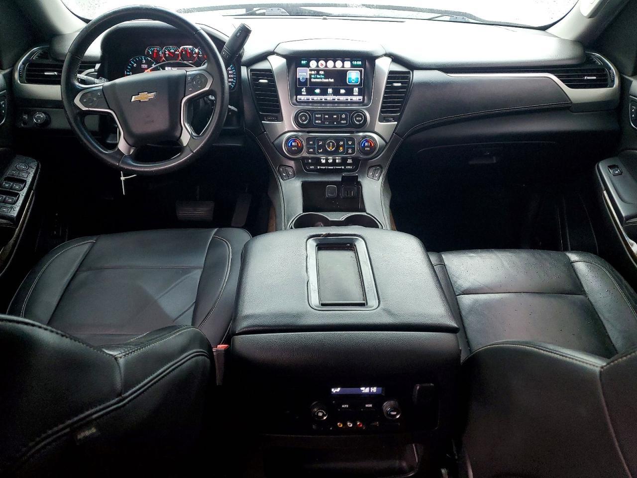2015 Chevrolet Suburban C1500 Lt - zdjęcie 8