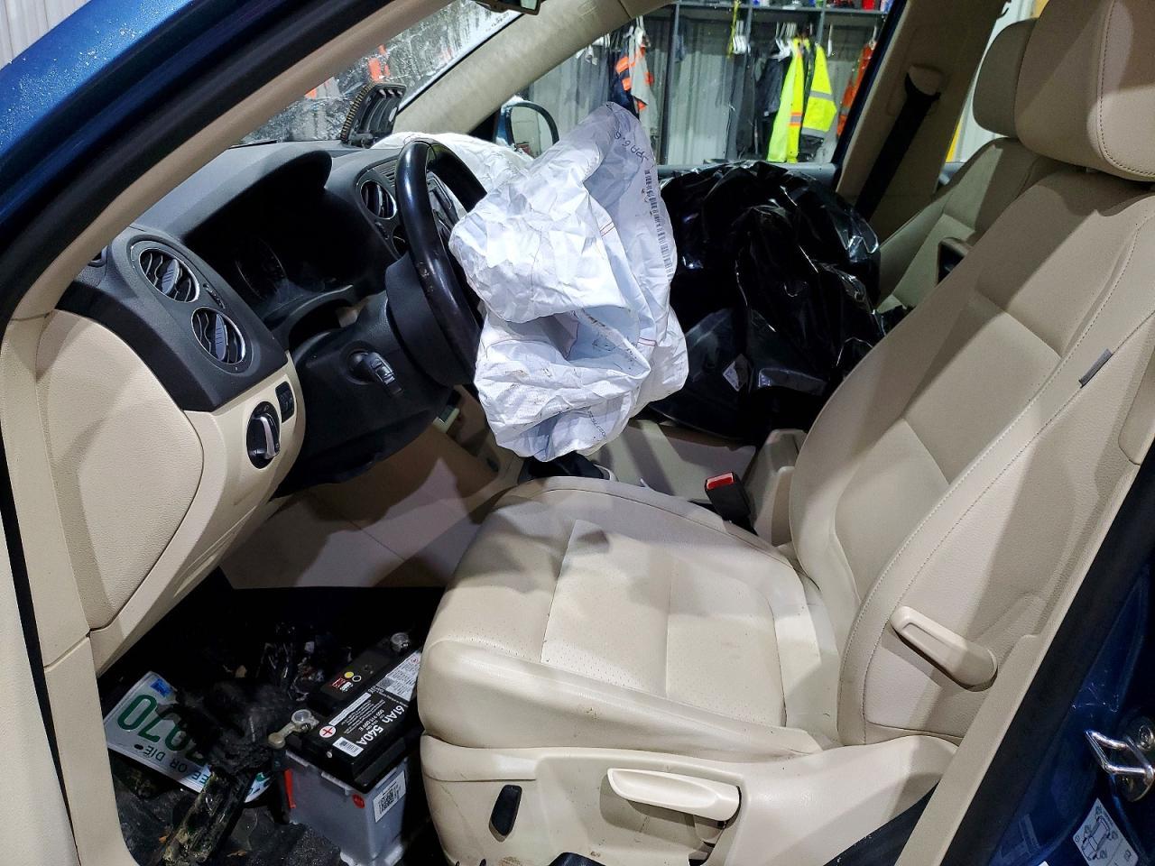 2017 Volkswagen Tiguan S - zdjęcie 7