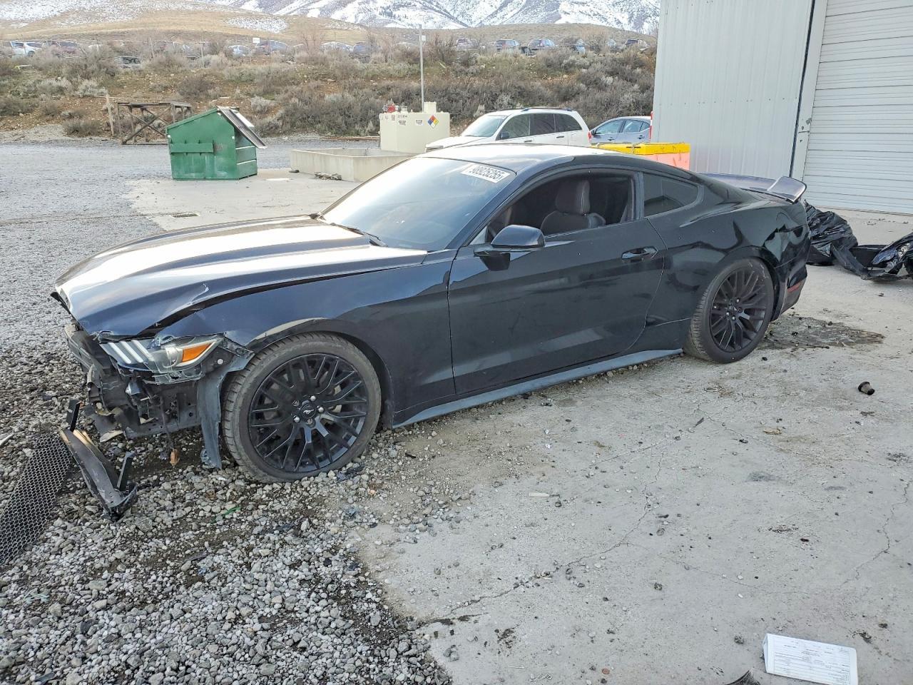 2015 Ford Mustang - zdjęcie główne