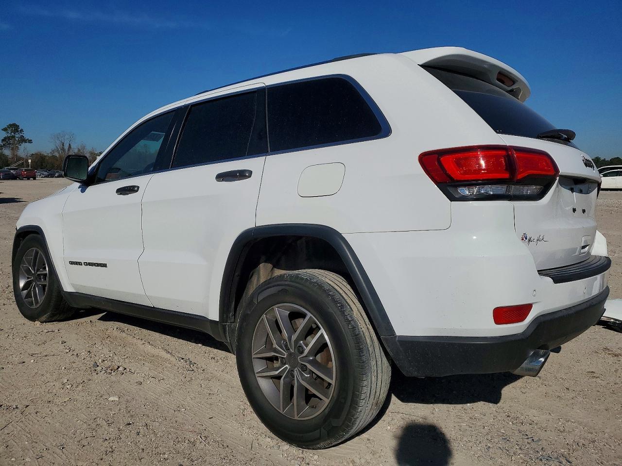 2021 Jeep Grand Cherokee Limited - zdjęcie 2
