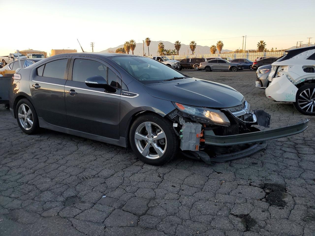 2013 Chevrolet Volt - zdjęcie 4