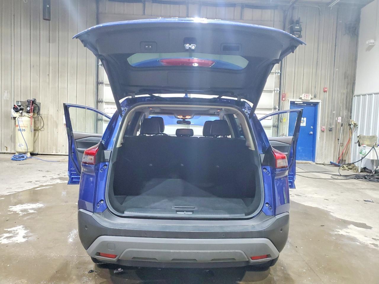 2021 Nissan Rogue Sv - zdjęcie 6