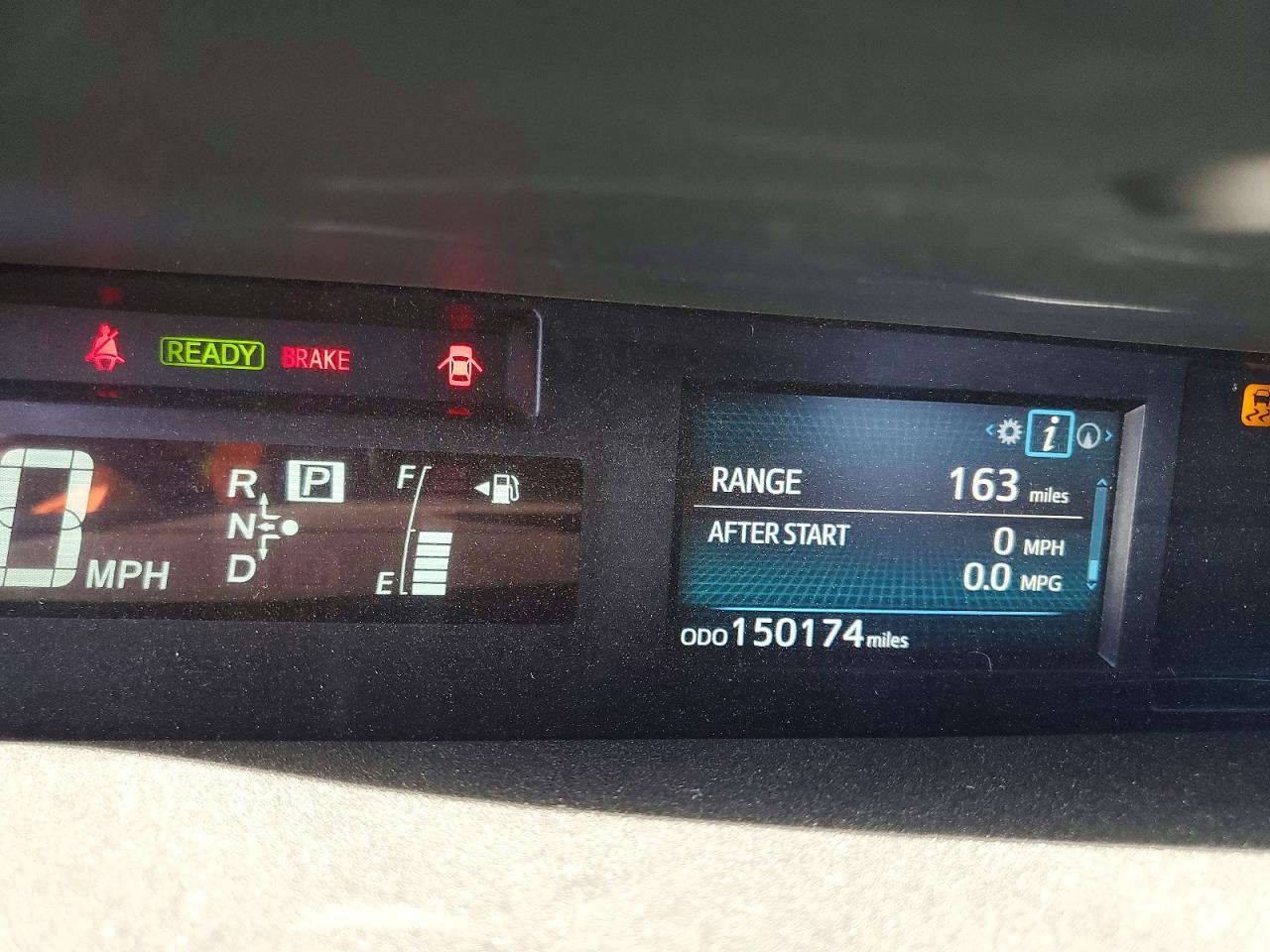 2016 Toyota Prius V - zdjęcie 9