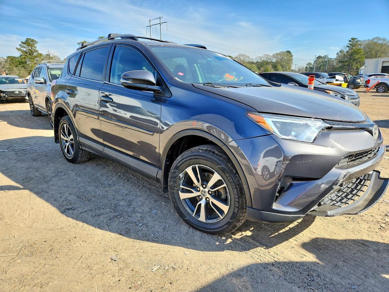 2017 Toyota Rav4 Xle - zdjęcie 4