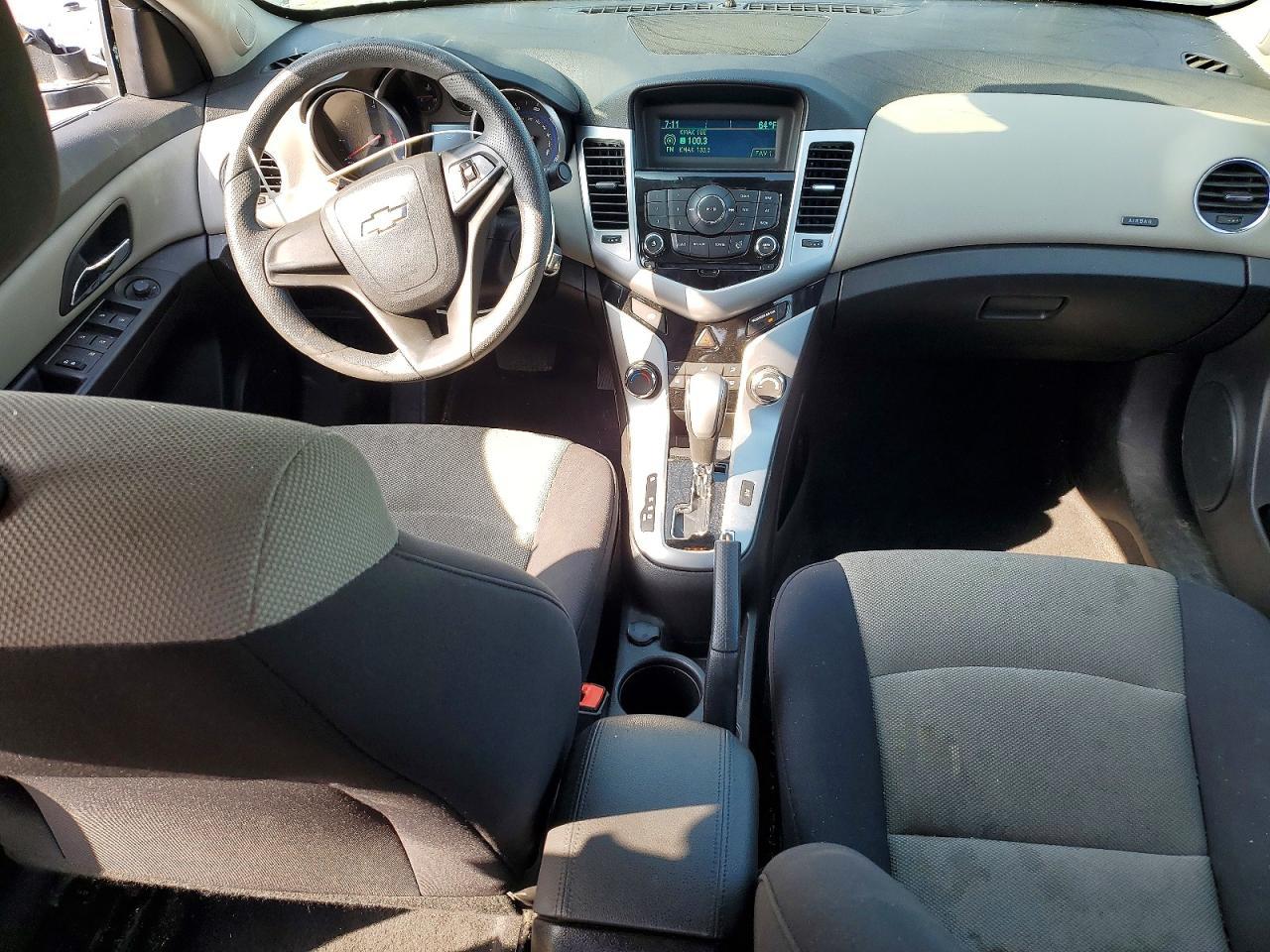 2016 Chevrolet Cruze Limited Ls - zdjęcie 8