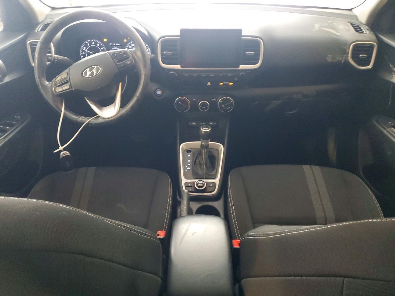 2022 Hyundai Venue Sel - zdjęcie 8