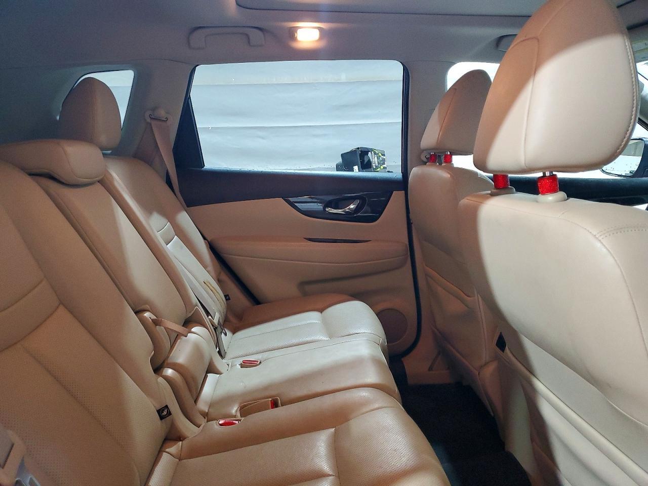 2017 Nissan Rogue S - zdjęcie 11