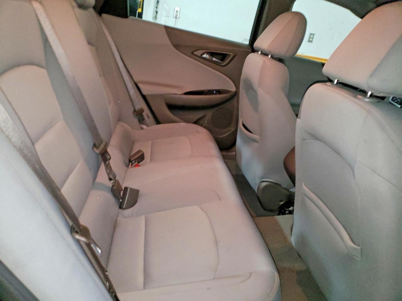 2022 Chevrolet Malibu Ls - zdjęcie 10