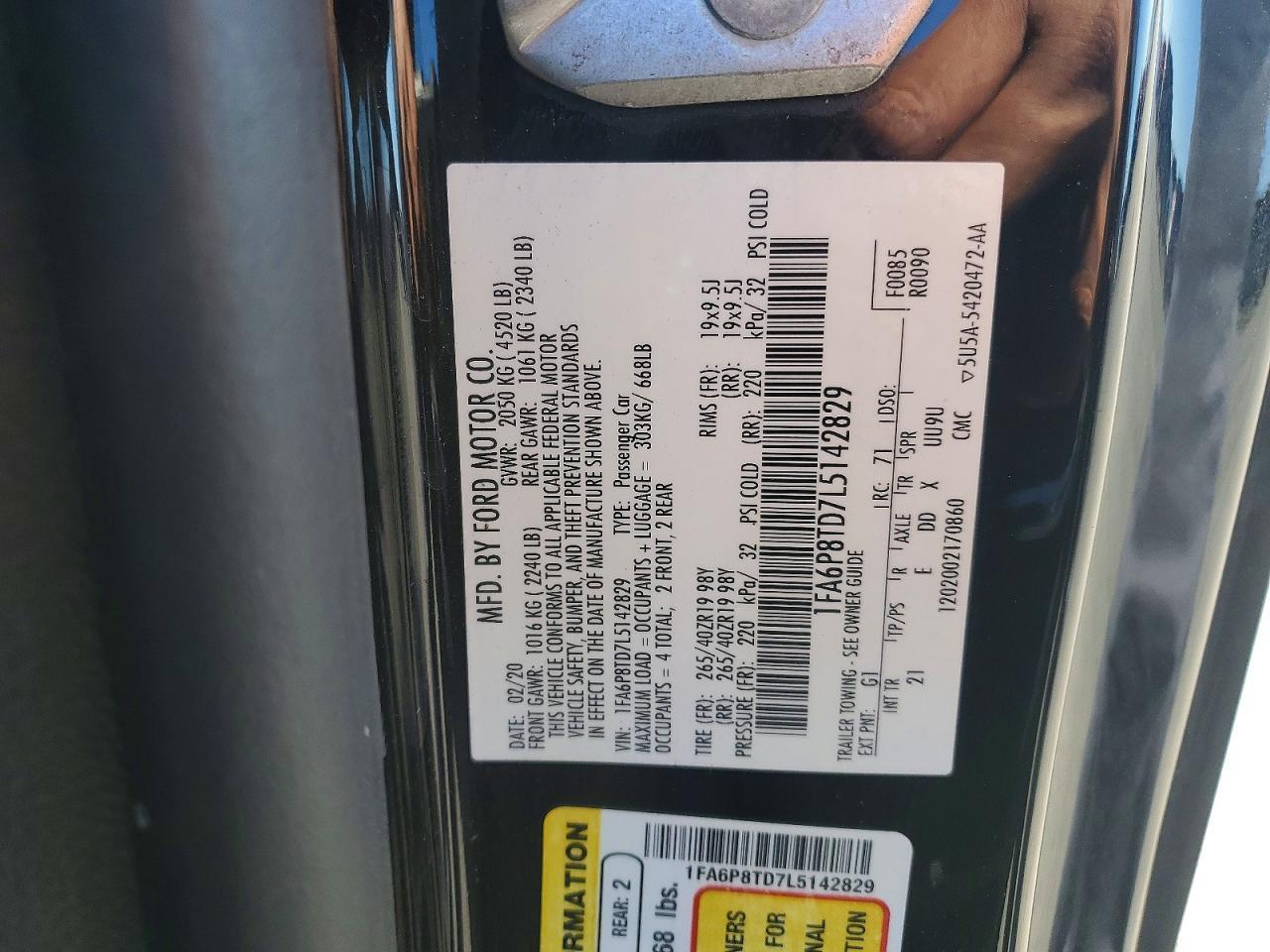 2020 Ford Mustang - zdjęcie 13