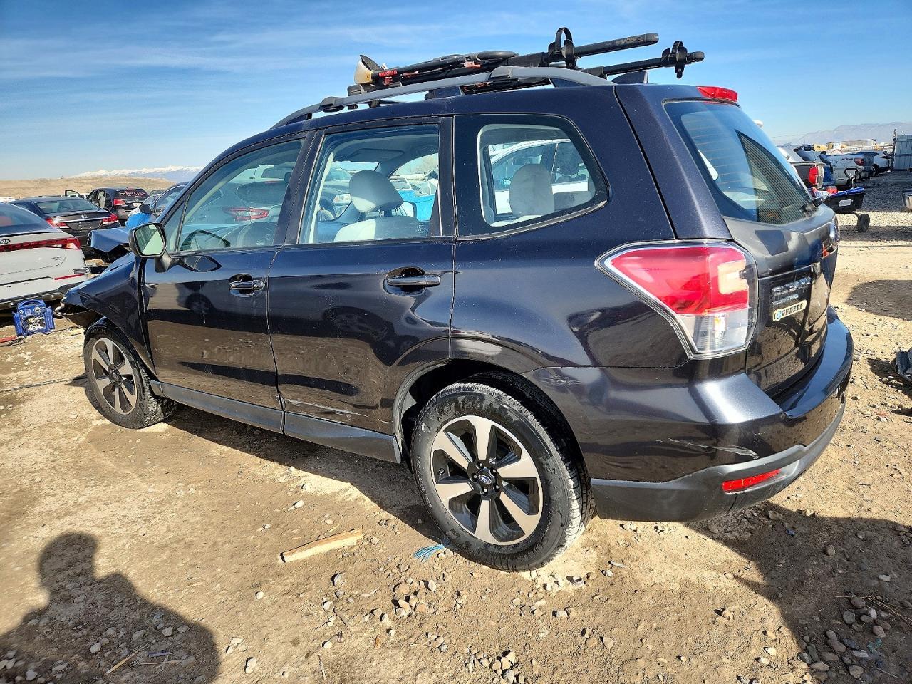 2017 Subaru Forester 2.5I - zdjęcie 2