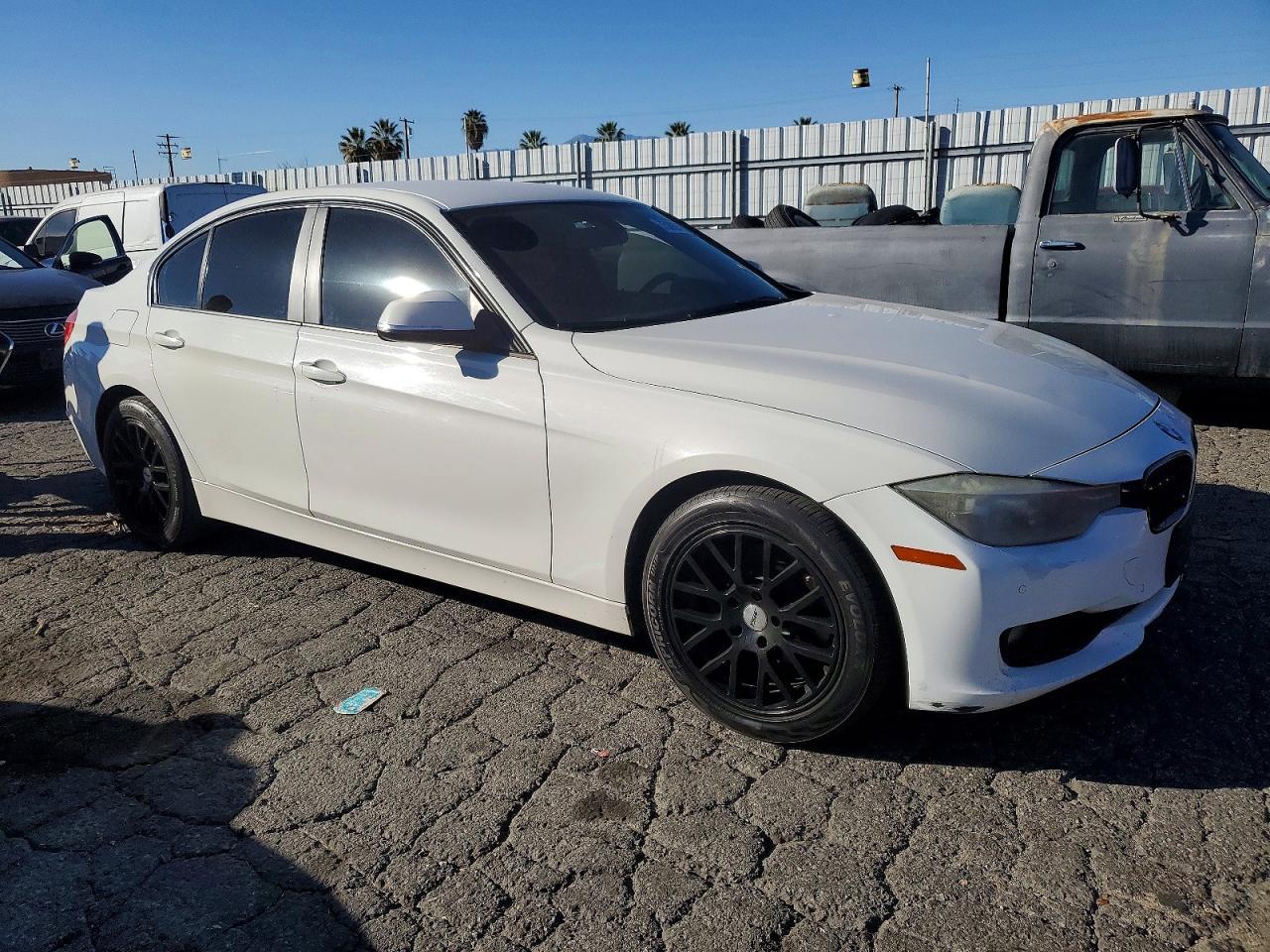 BMW Seria 3 - zdjęcie 4