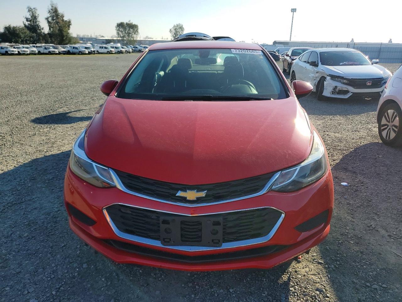 2018 Chevrolet Cruze Lt - zdjęcie 5