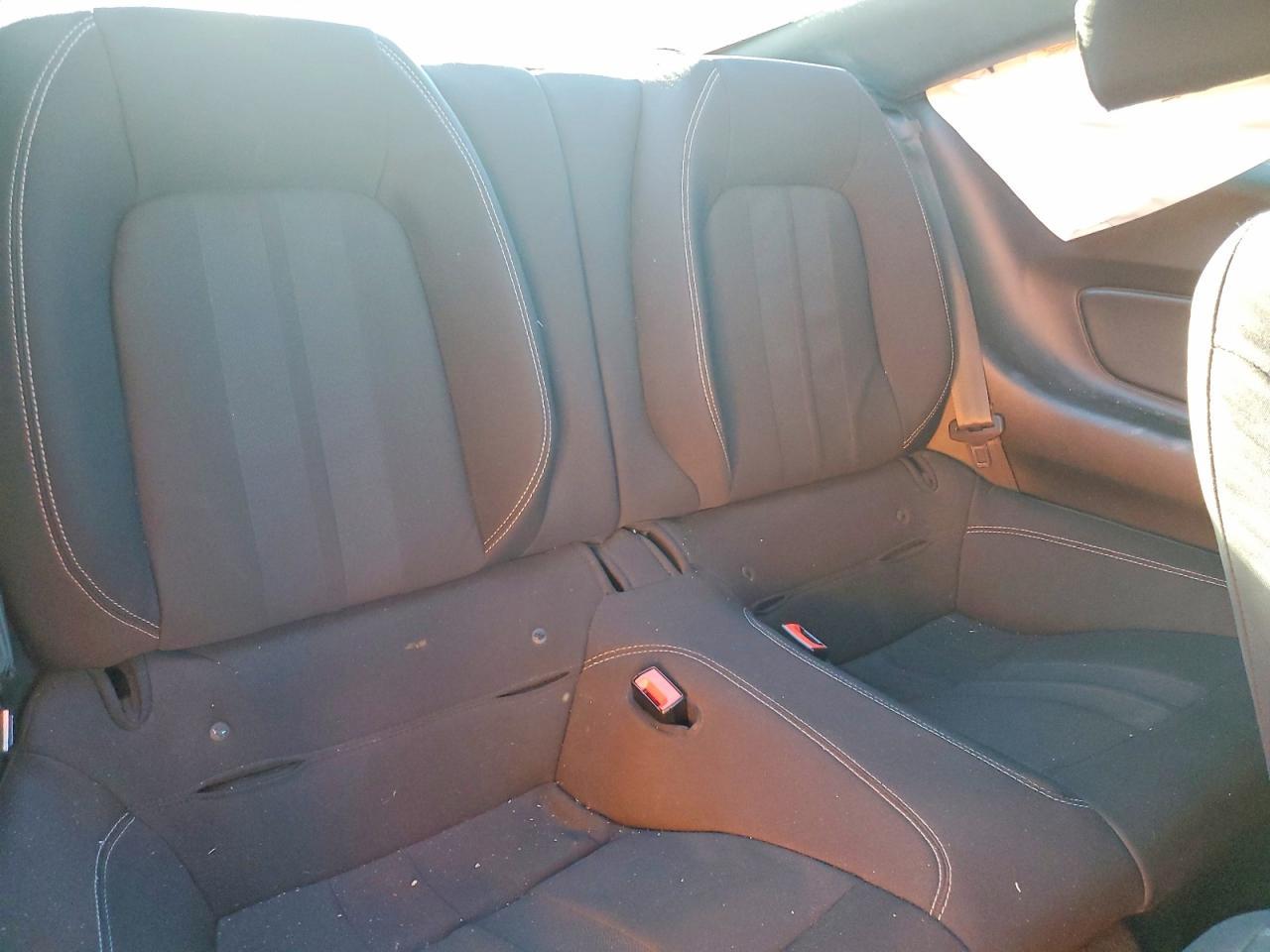 2019 Ford Mustang - zdjęcie 10