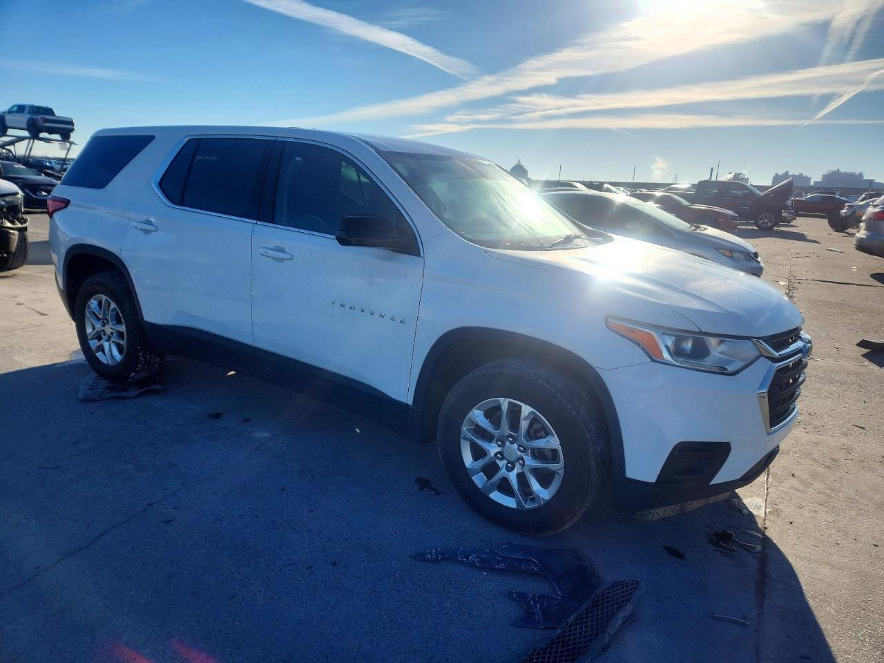 2019 Chevrolet Traverse Ls - zdjęcie 4