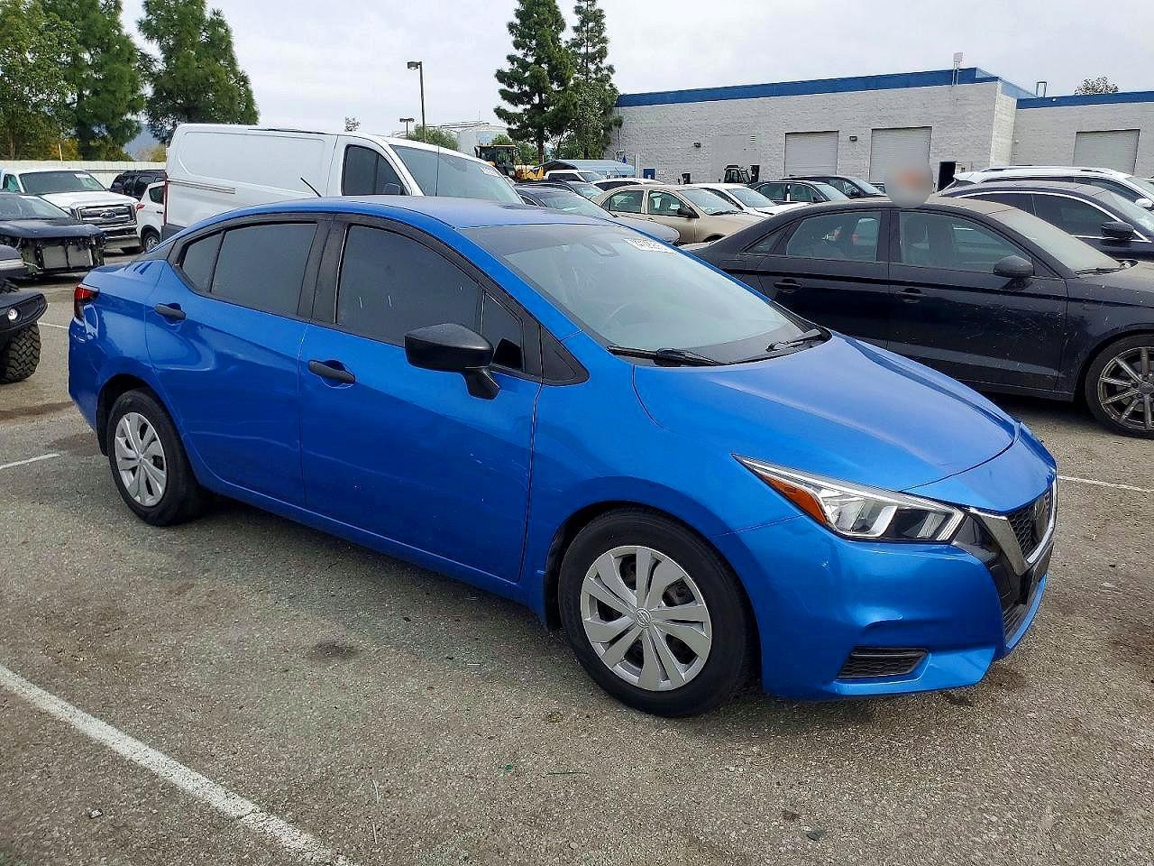 2020 Nissan Versa S - zdjęcie 4