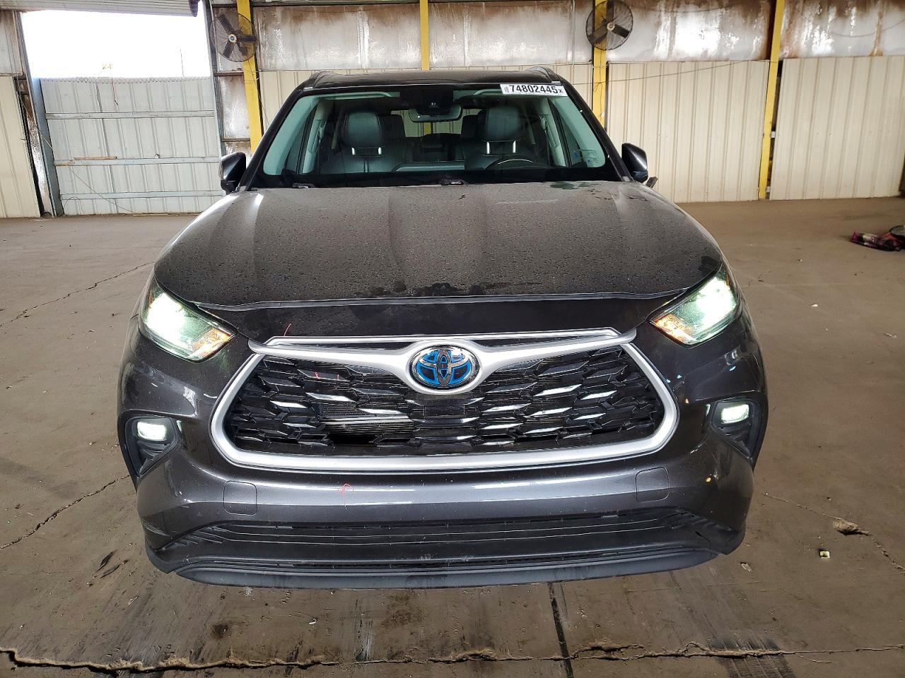 2021 Toyota Highlander Hybrid Xle - zdjęcie 5
