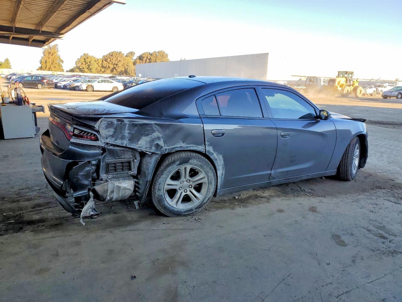 2020 Dodge Charger Sxt - zdjęcie 3