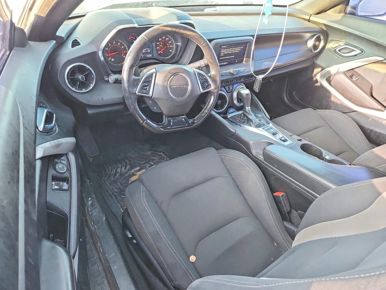 2021 Chevrolet Camaro Ls - zdjęcie 8